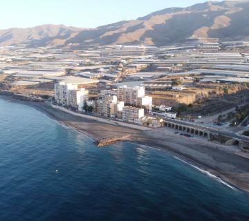 PLAYA DE LA CARACOLA