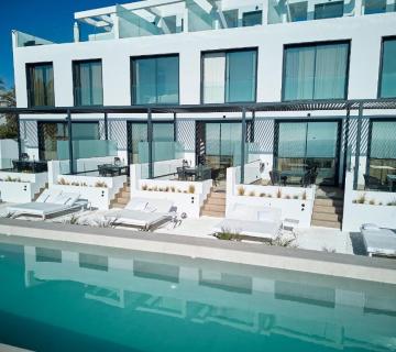 Arcón Suites