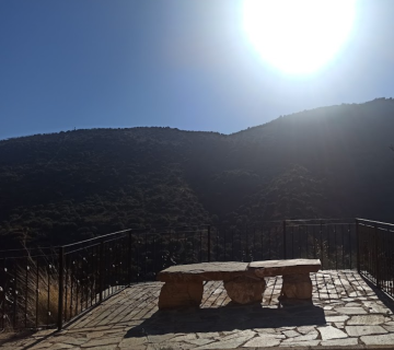 MIRADOR DE LAROYA