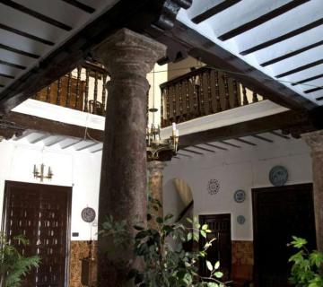 CASA DE LOS MOYAS