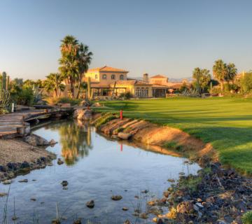 THE CLUB HOUSE