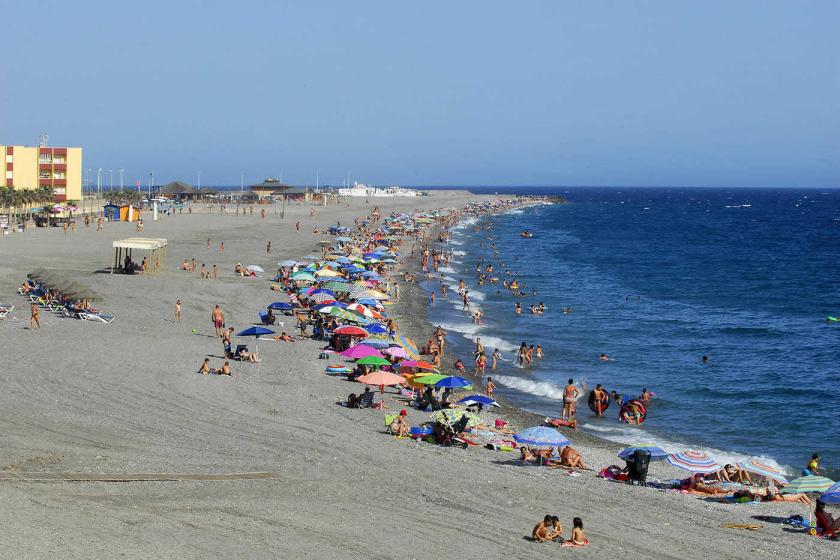 PLAYA DE LA SIRENA LOCA