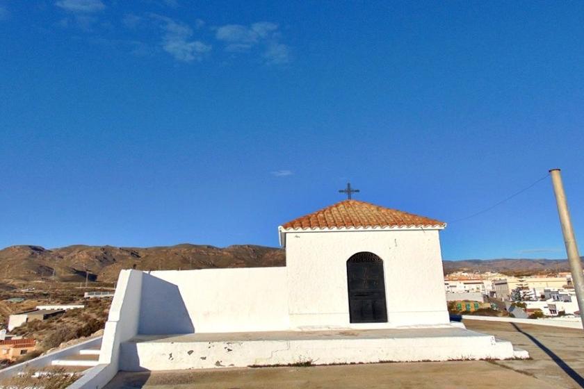 ERMITA LA CRUZ (BENAHADUX)
