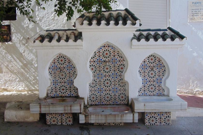 FUENTE DE TURRE
