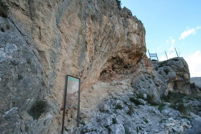 La cueva de los Letreros