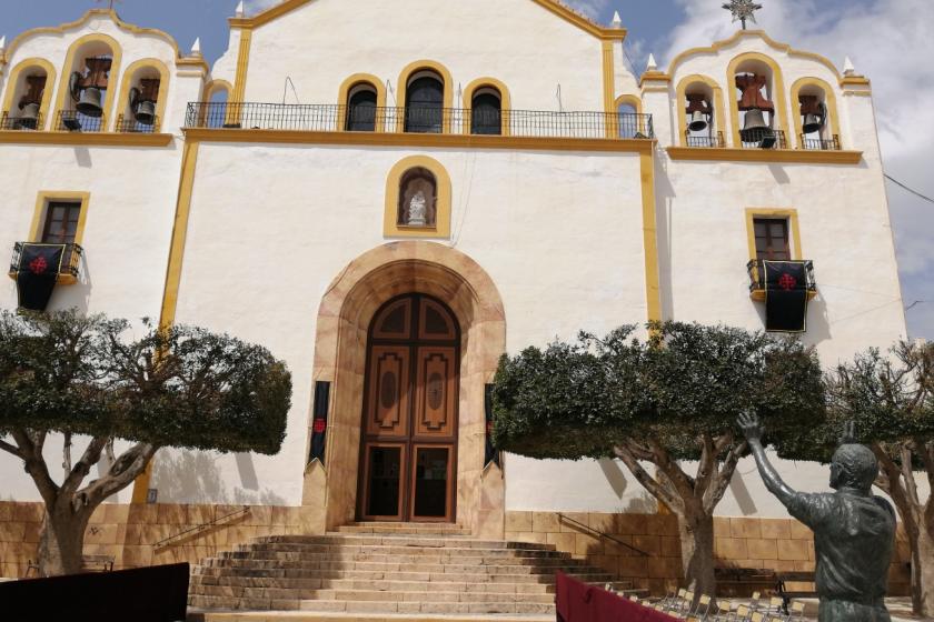 PARROQUIA DE SANTA MARÍA DE AMBROX - SANTUARIO DEL SANTO CRISTO DE LA LUZ