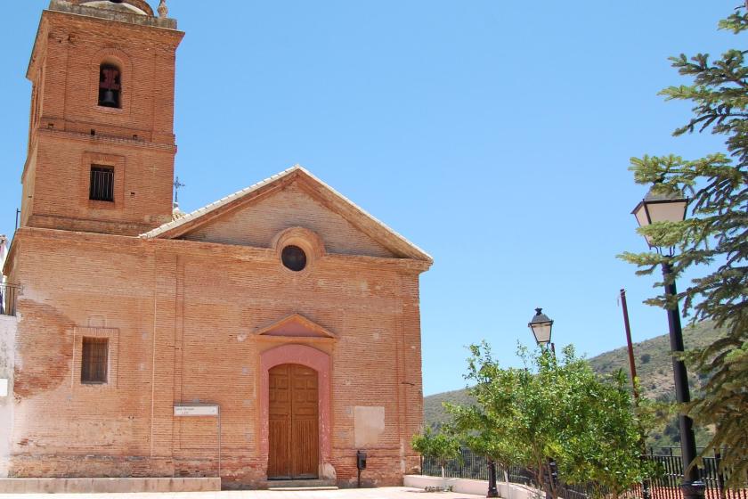 IGLESIA PARROQUIAL DE LAROYA